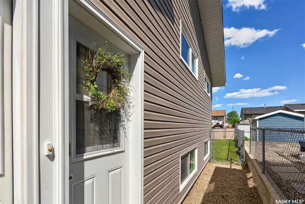 43 Arlington Avenue Moose Jaw SK S6K 1B2