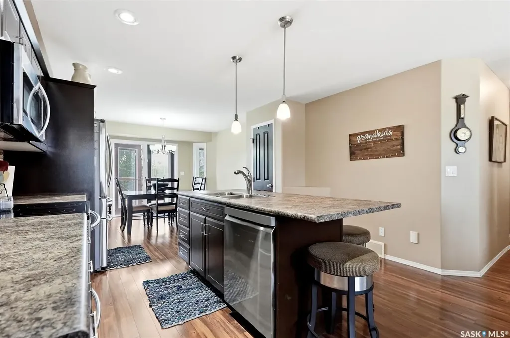 714 Lynd Crescent Saskatoon SK S7T 0C6
