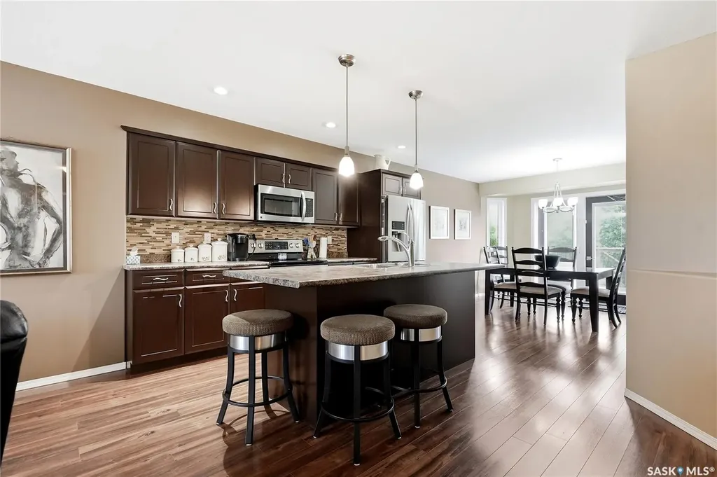 714 Lynd Crescent Saskatoon SK S7T 0C6