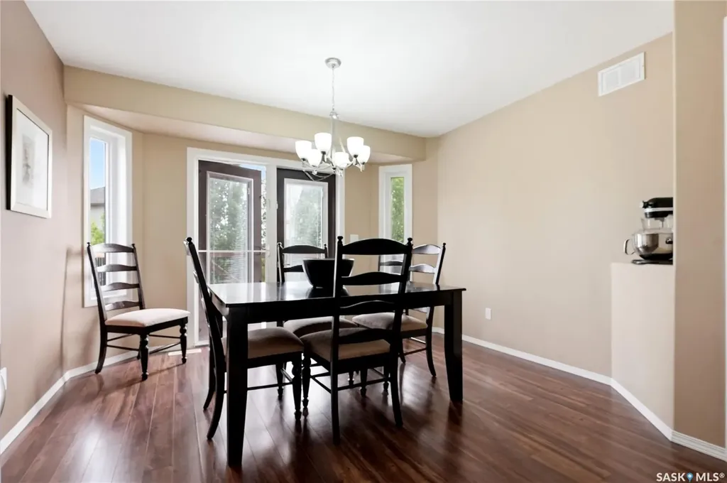 714 Lynd Crescent Saskatoon SK S7T 0C6