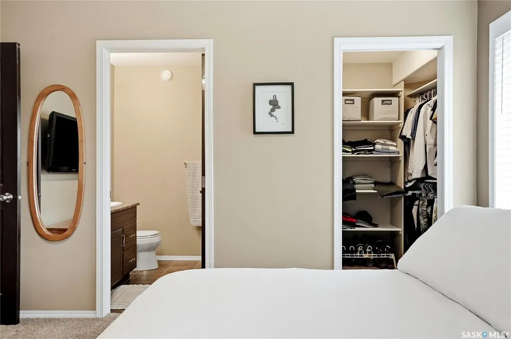 714 Lynd Crescent Saskatoon SK S7T 0C6