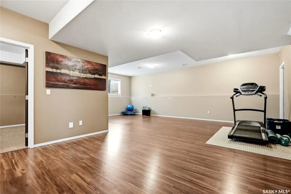 714 Lynd Crescent Saskatoon SK S7T 0C6