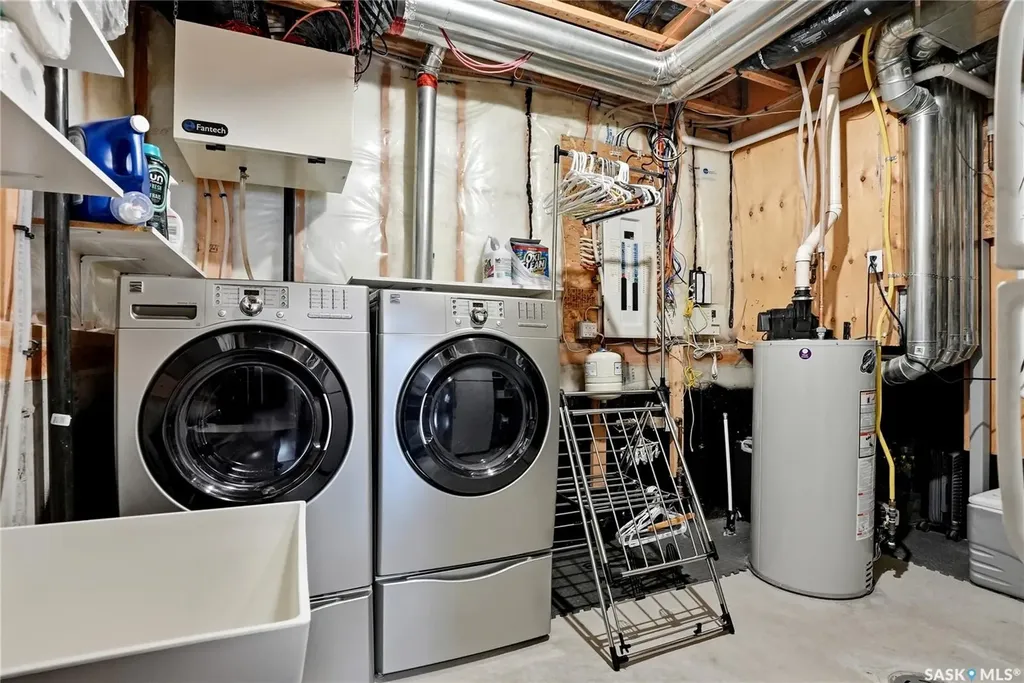 714 Lynd Crescent Saskatoon SK S7T 0C6