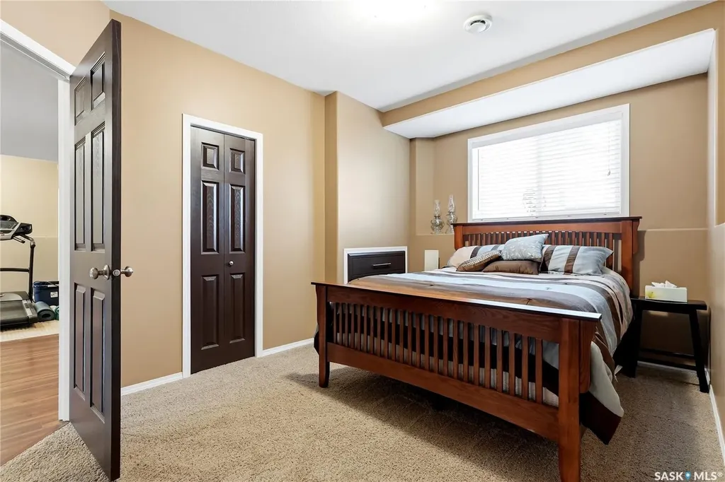 714 Lynd Crescent Saskatoon SK S7T 0C6