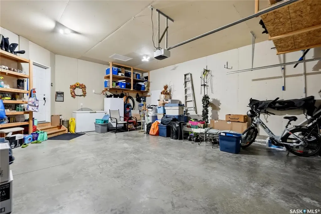 714 Lynd Crescent Saskatoon SK S7T 0C6