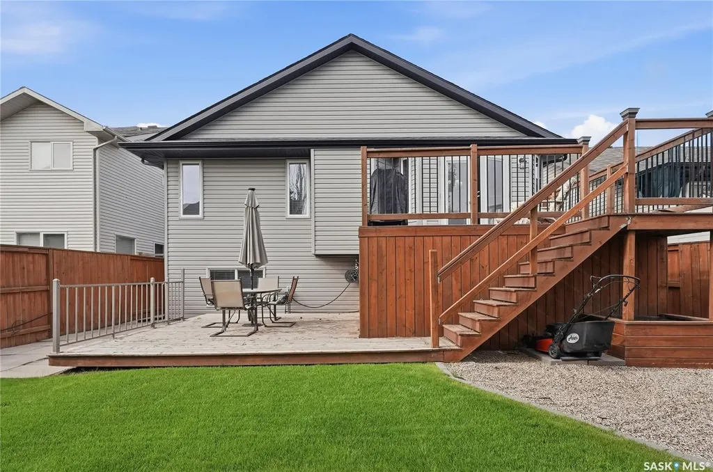 714 Lynd Crescent Saskatoon SK S7T 0C6