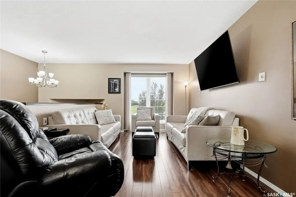 714 Lynd Crescent Saskatoon SK S7T 0C6