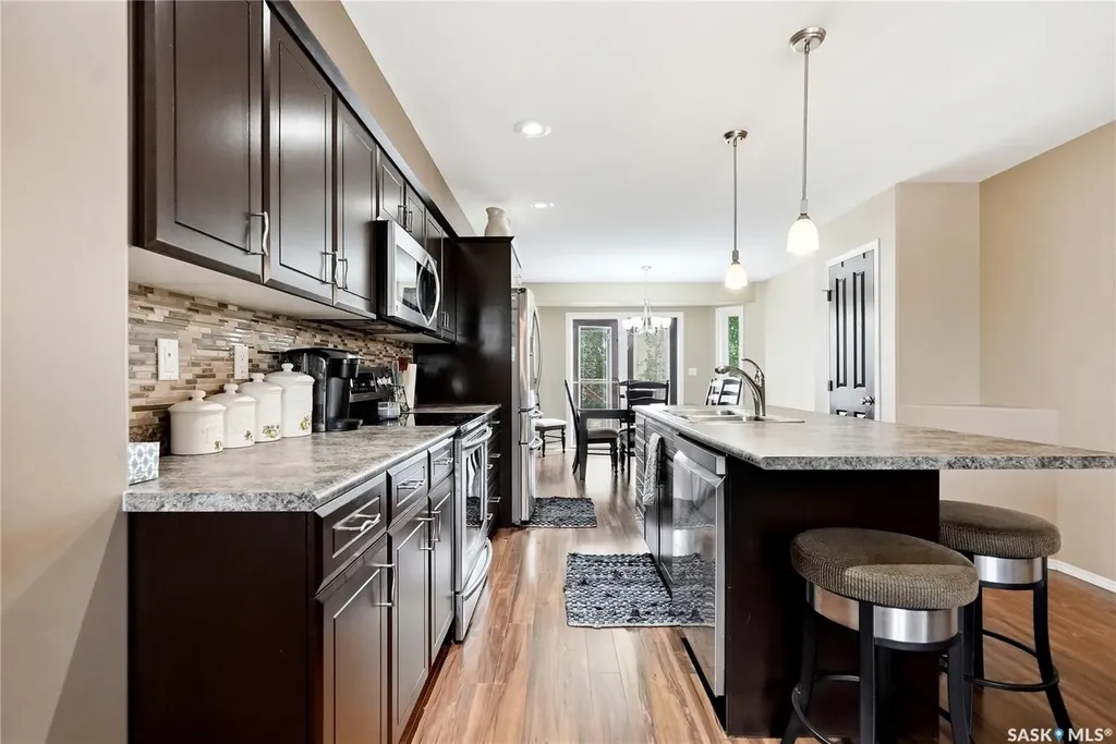 714 Lynd Crescent Saskatoon SK S7T 0C6