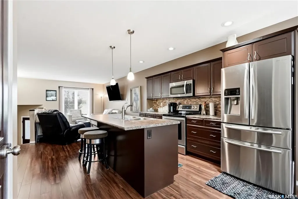 714 Lynd Crescent Saskatoon SK S7T 0C6