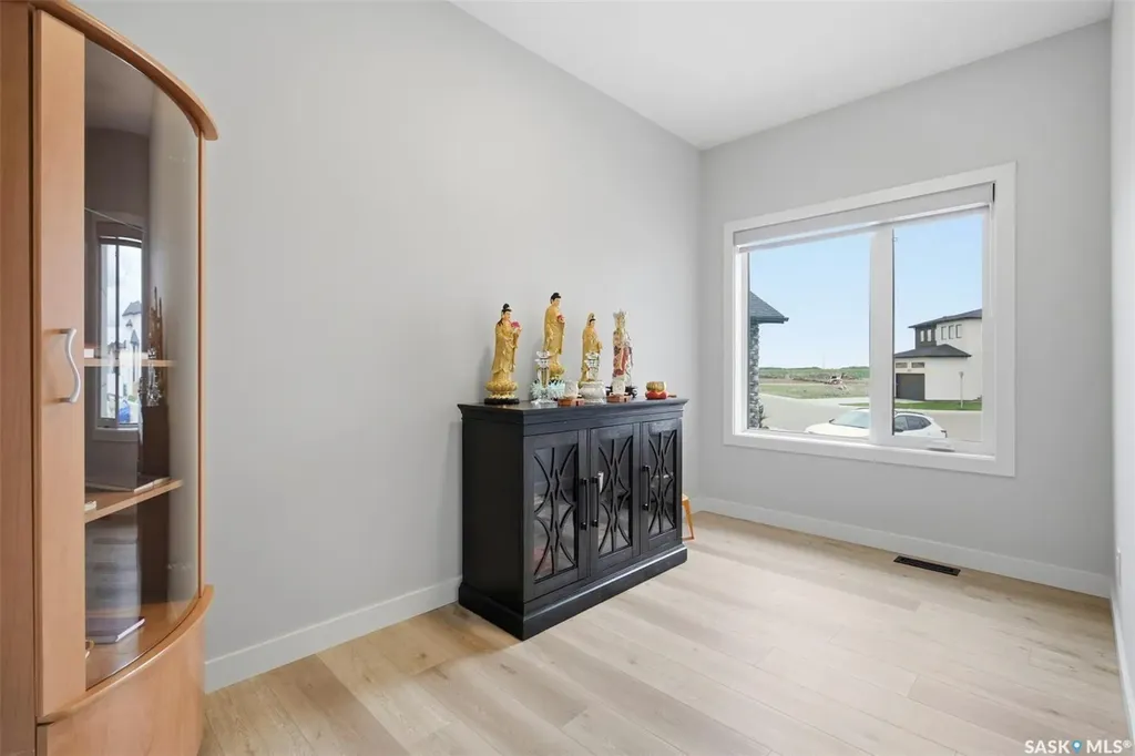255 Flynn Cove Saskatoon SK S7V 0J8