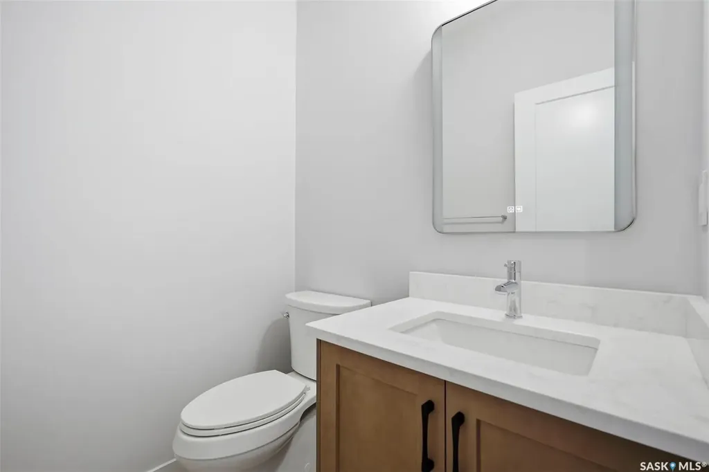 255 Flynn Cove Saskatoon SK S7V 0J8