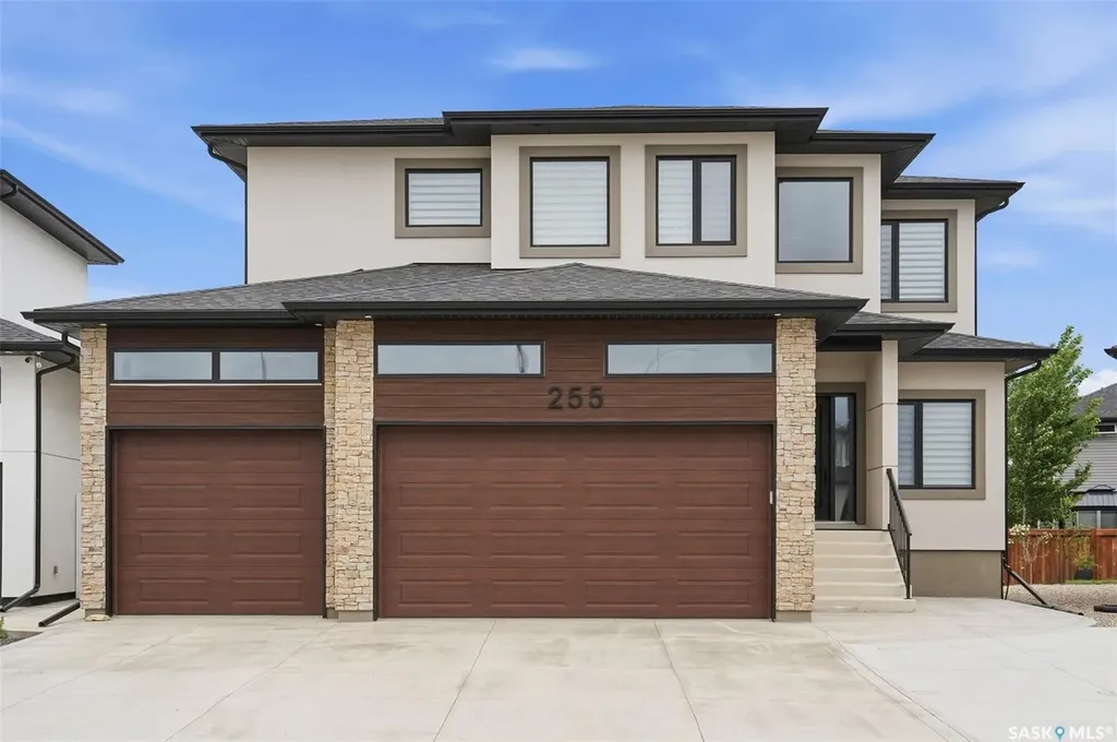 255 Flynn Cove Saskatoon SK S7V 0J8