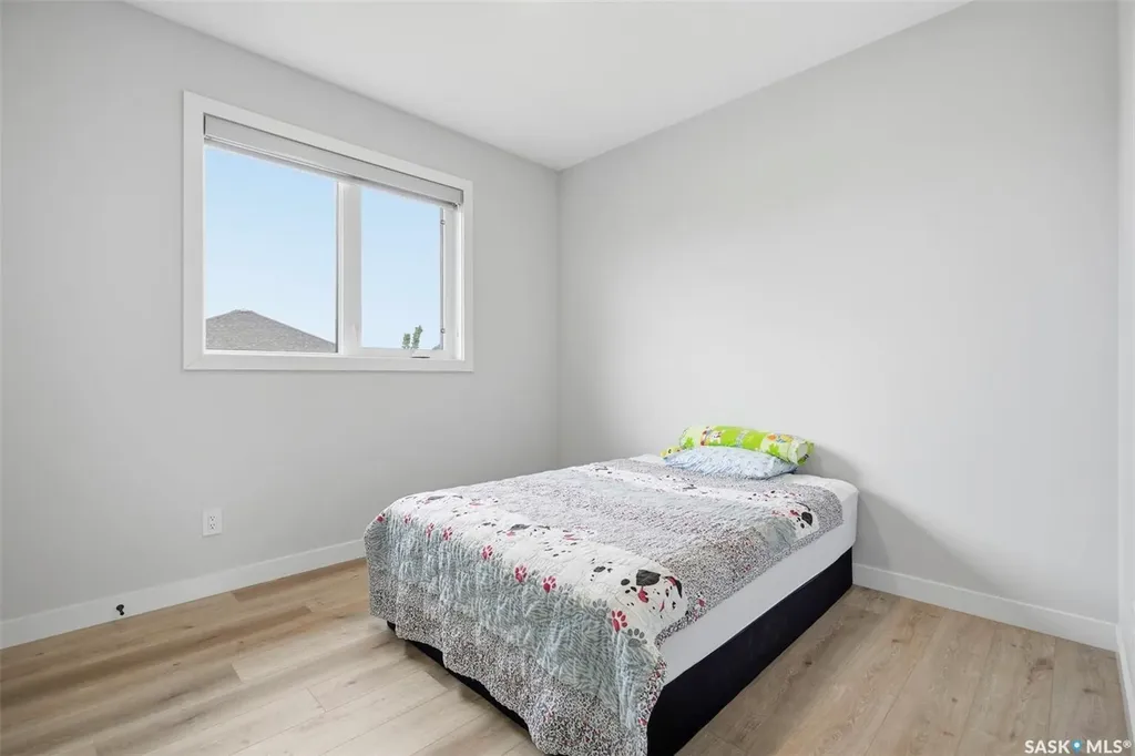 255 Flynn Cove Saskatoon SK S7V 0J8