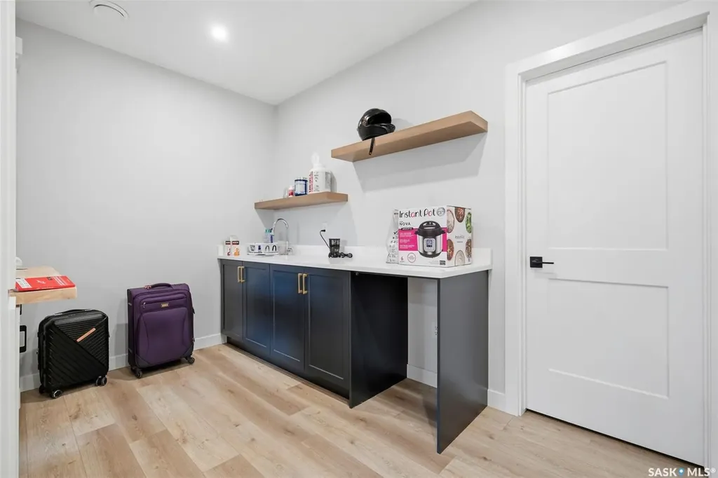 255 Flynn Cove Saskatoon SK S7V 0J8