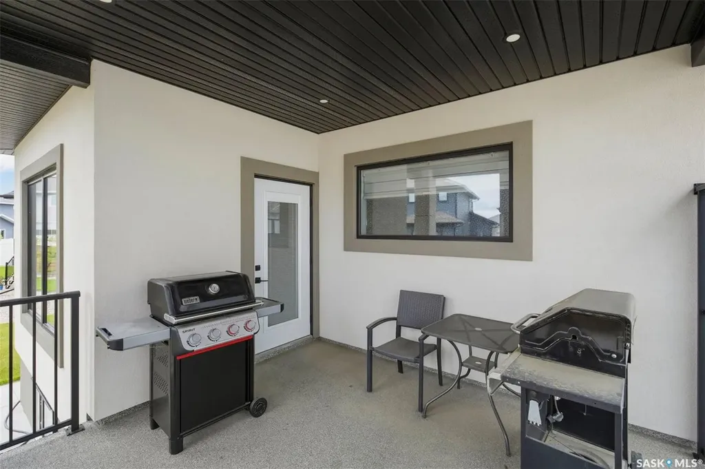 255 Flynn Cove Saskatoon SK S7V 0J8