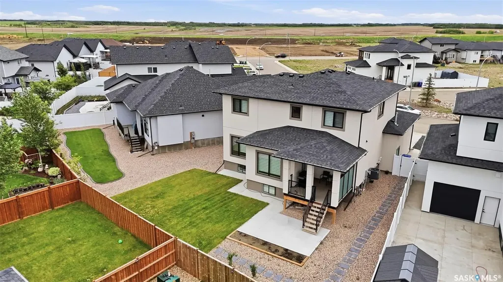 255 Flynn Cove Saskatoon SK S7V 0J8
