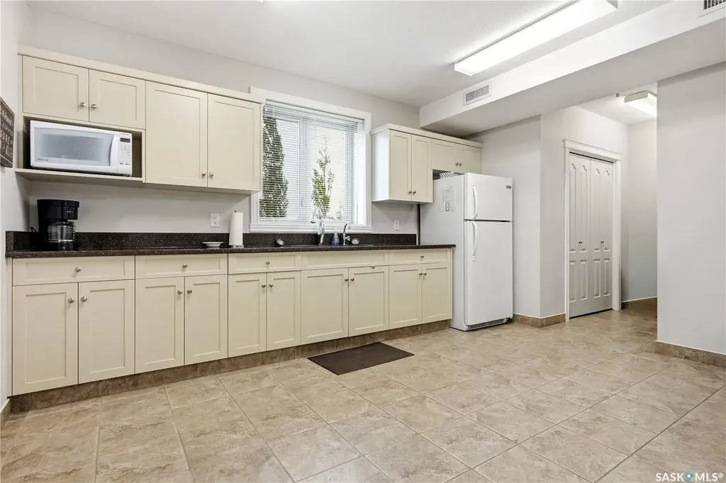 2100 Arens Road Regina SK S4V 1K7