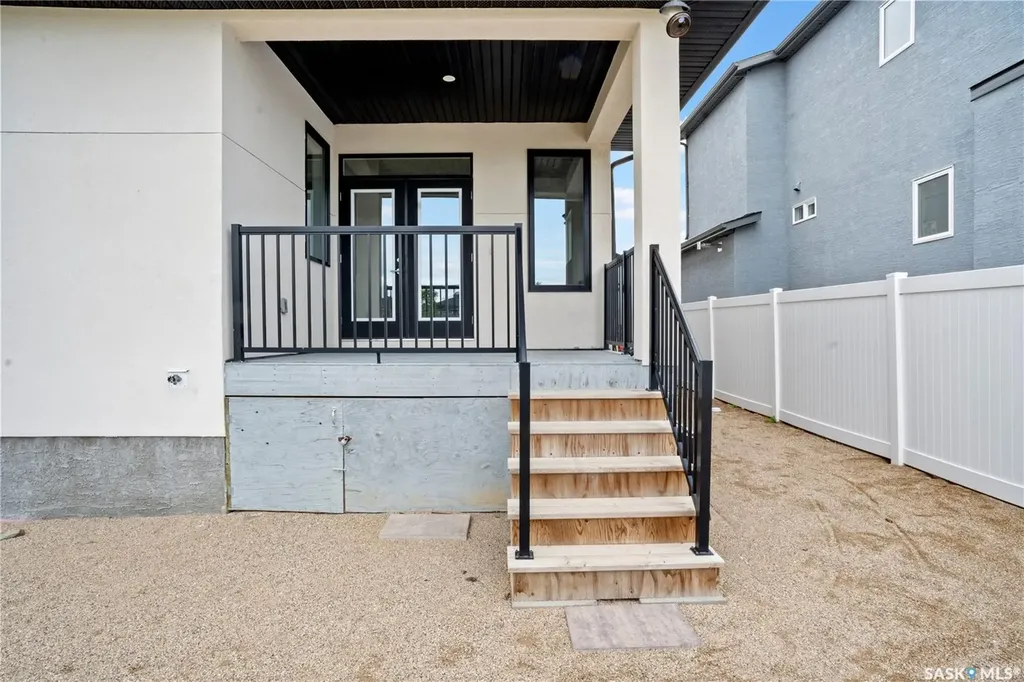 3312 Crosbie Crescent Regina SK S4V 3S4