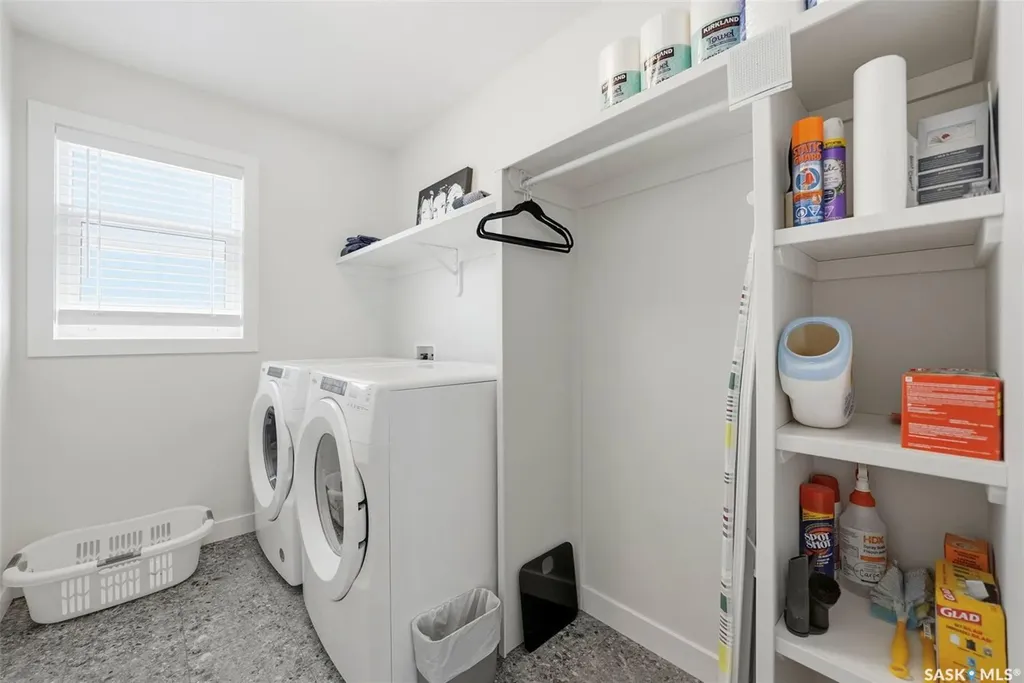 247 Prasad Manor Saskatoon SK S7V 1L5