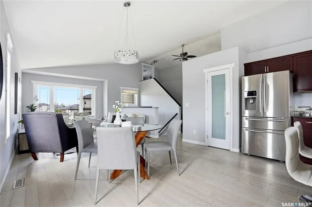 327 Roy Crescent Saskatoon SK S7W 0L1
