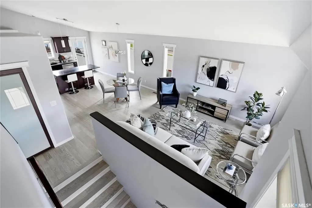 327 Roy Crescent Saskatoon SK S7W 0L1