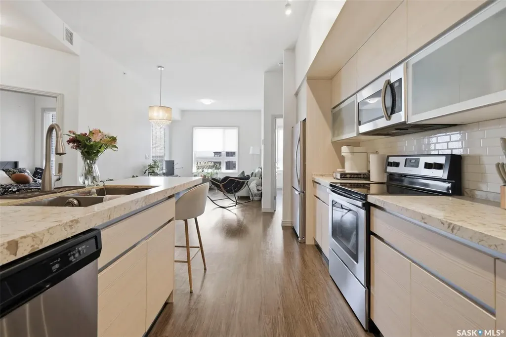 223 Evergreen Square Saskatoon SK S7W 0W2