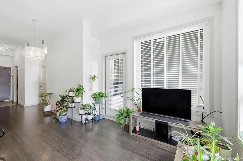 223 Evergreen Square Saskatoon SK S7W 0W2