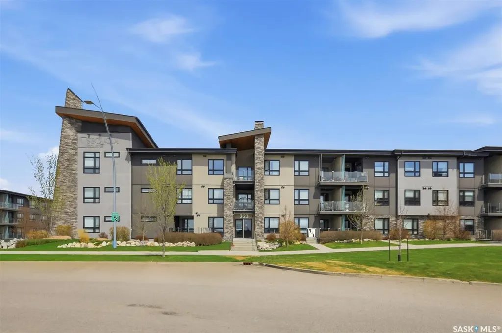 223 Evergreen Square Saskatoon SK S7W 0W2