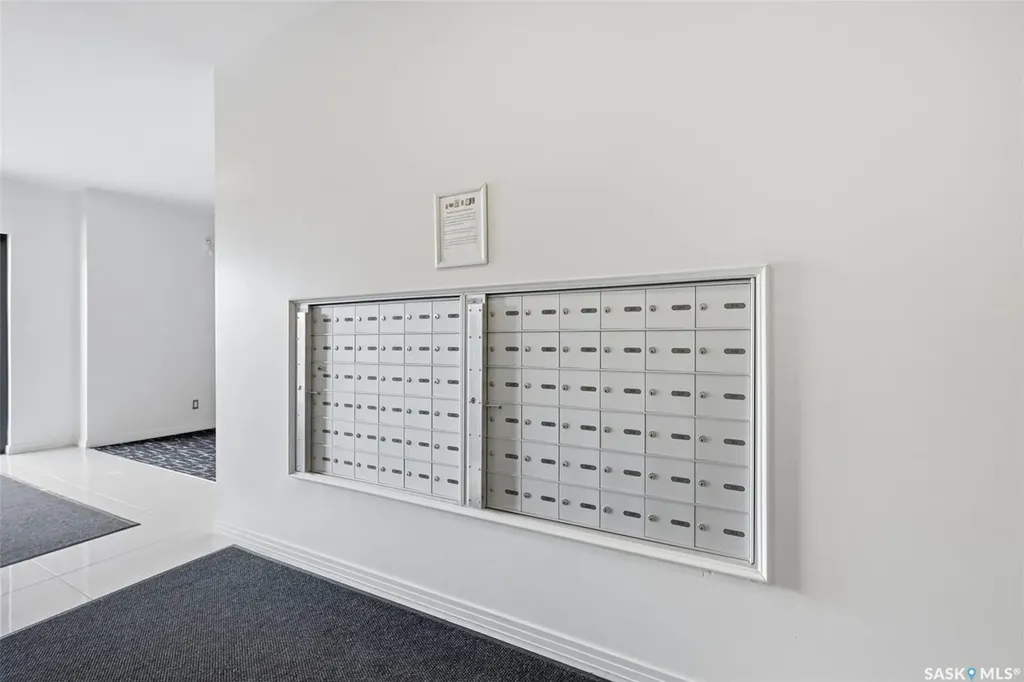 223 Evergreen Square Saskatoon SK S7W 0W2