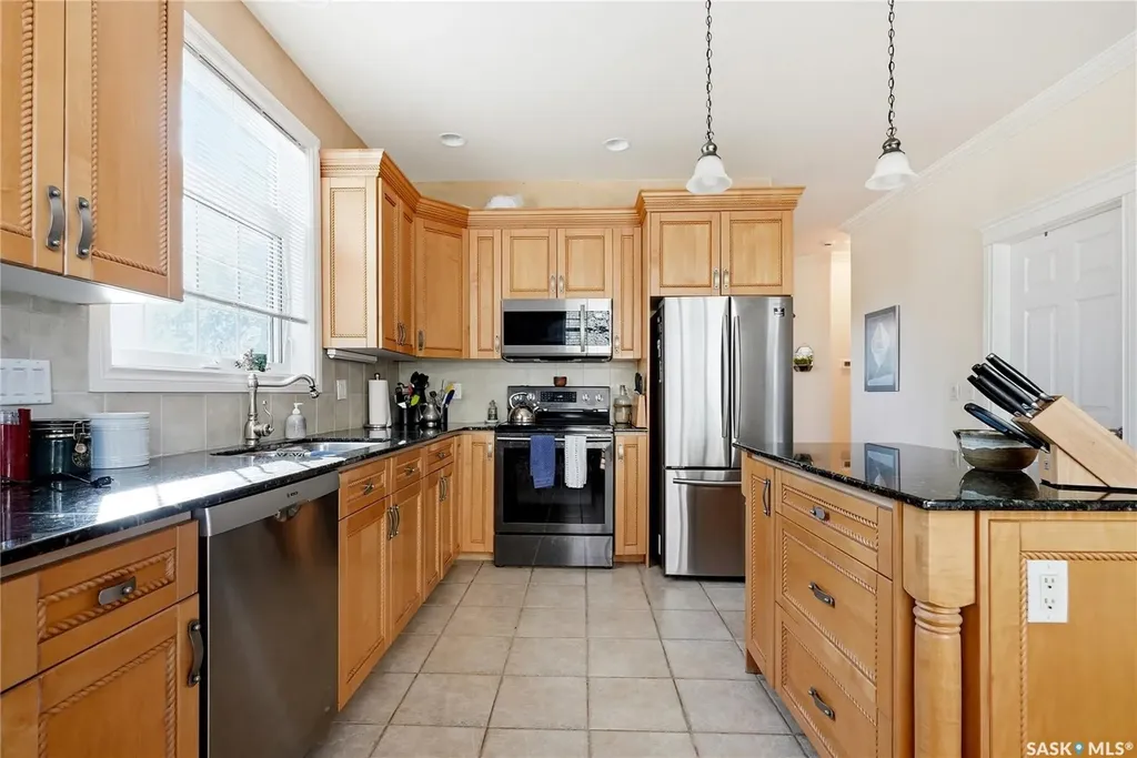 602 Saskatchewan Crescent E Saskatoon SK S7N 0K9