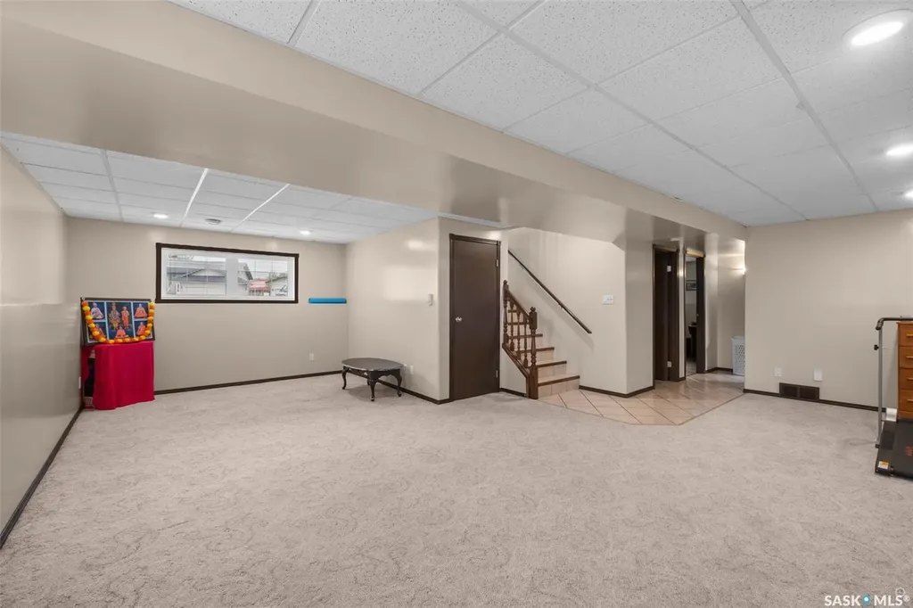 19 Mooney Place Prince Albert SK S6V 8C4