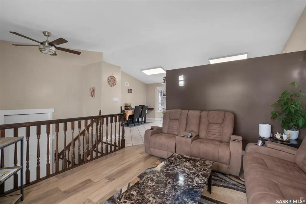 19 Mooney Place Prince Albert SK S6V 8C4