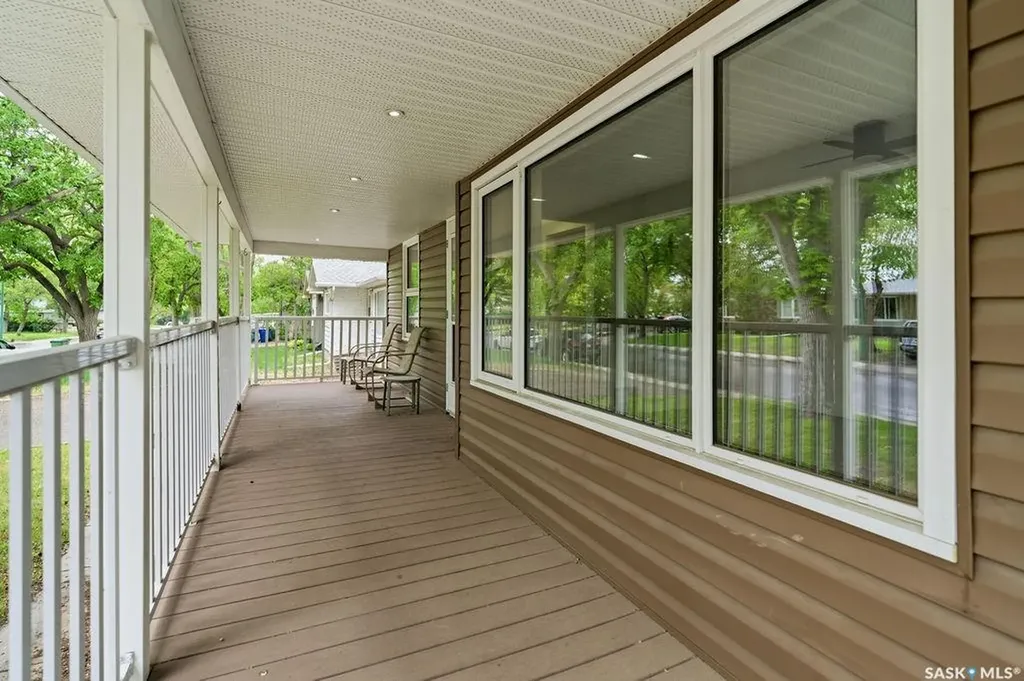 166 Halifax Street N Regina SK S4R 0R5