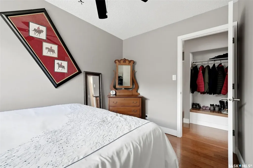 46 Newstead Avenue Regina SK S4X 1H2