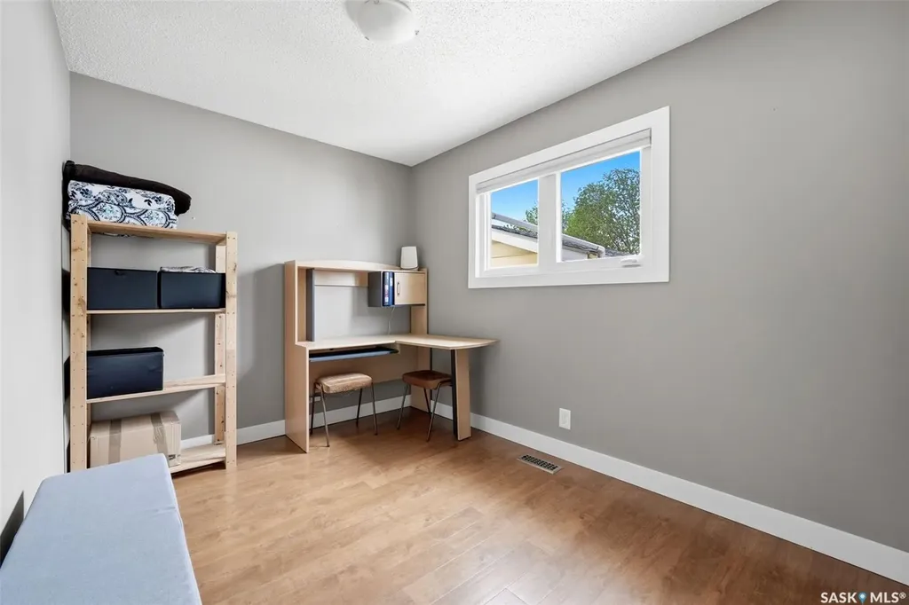 46 Newstead Avenue Regina SK S4X 1H2