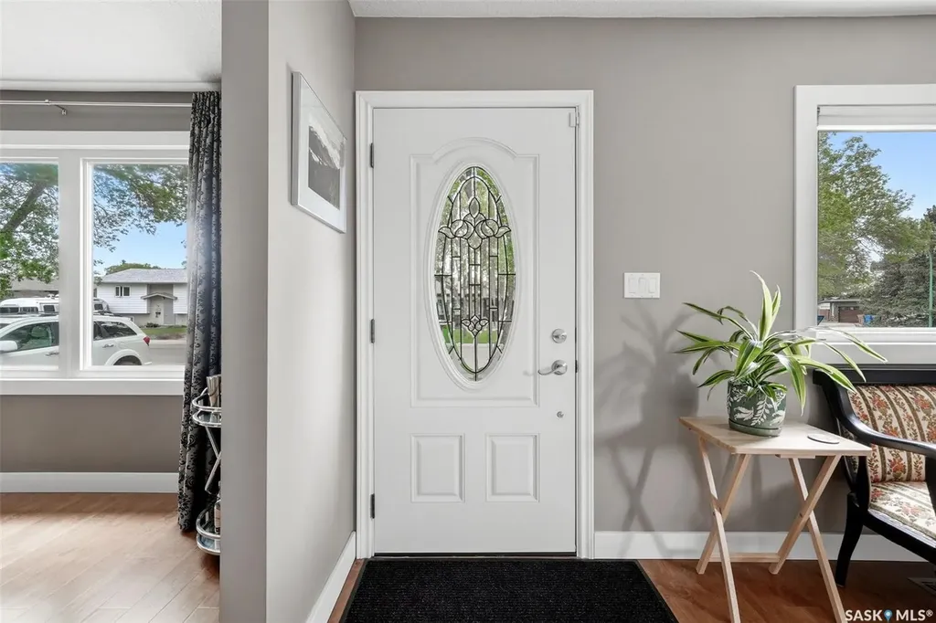 46 Newstead Avenue Regina SK S4X 1H2