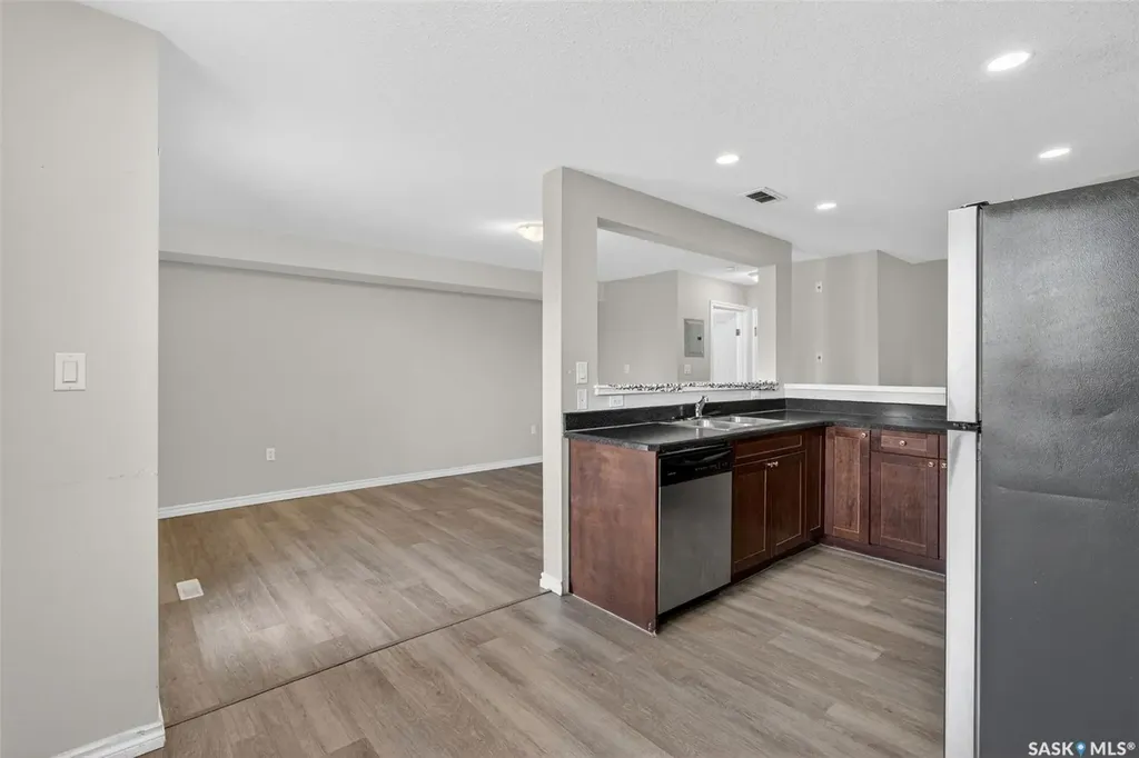 515 28th Street E Prince Albert SK S6V 1X8
