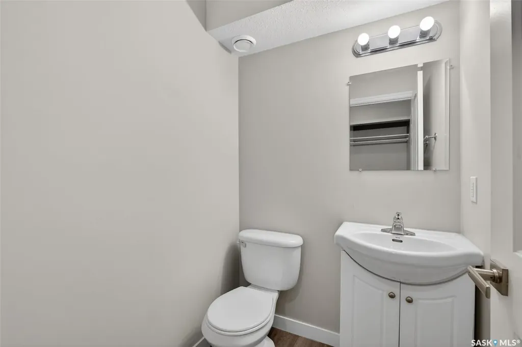 515 28th Street E Prince Albert SK S6V 1X8