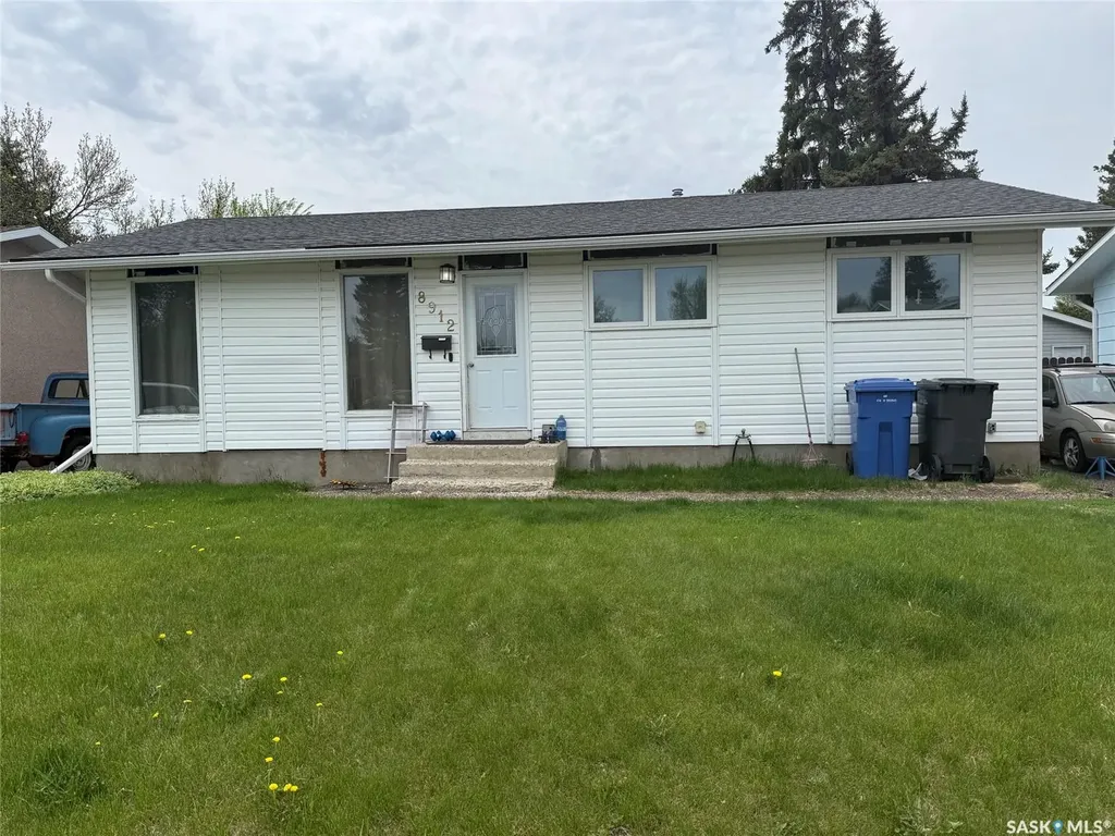 8912 Deans Crescent North Battleford SK S9A 3H7