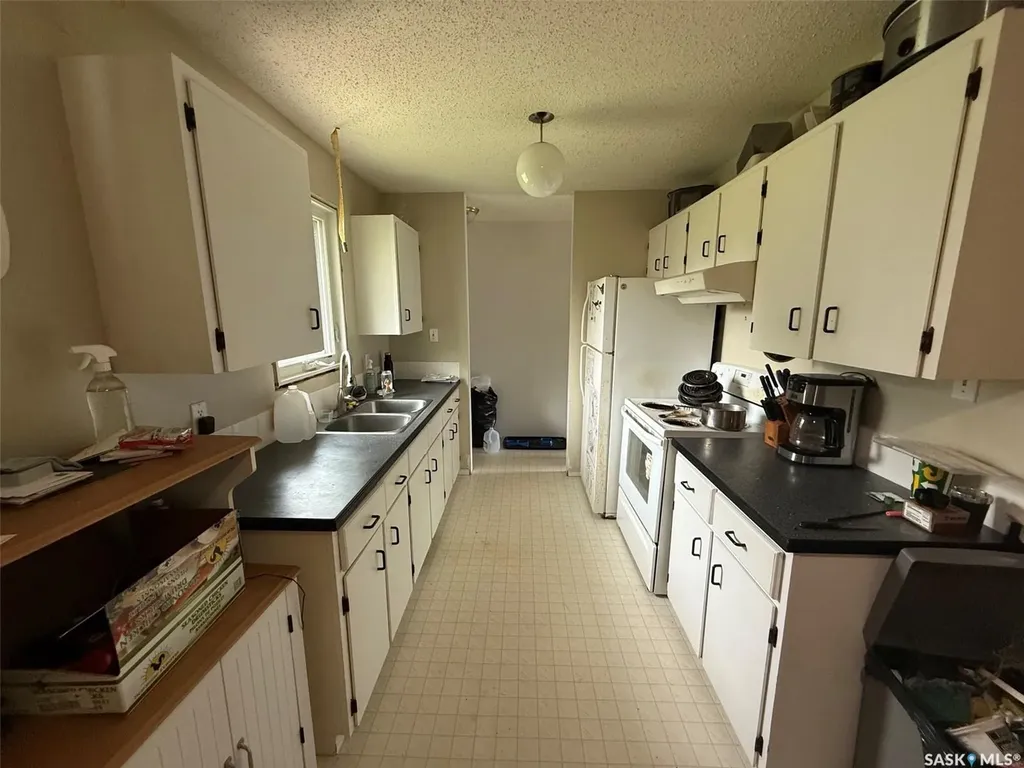 8912 Deans Crescent North Battleford SK S9A 3H7
