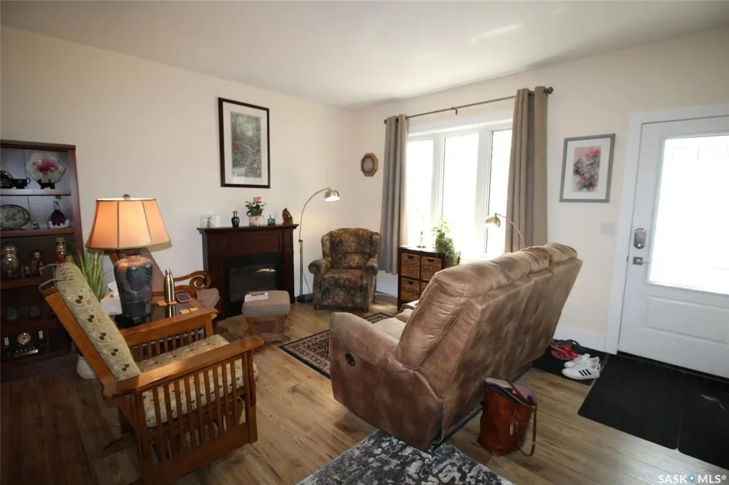 580 1st Street E Shaunavon SK S0N 2M0