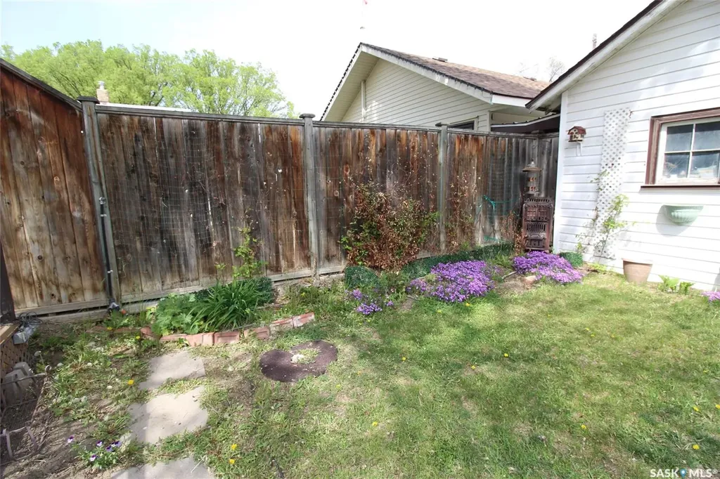 580 1st Street E Shaunavon SK S0N 2M0