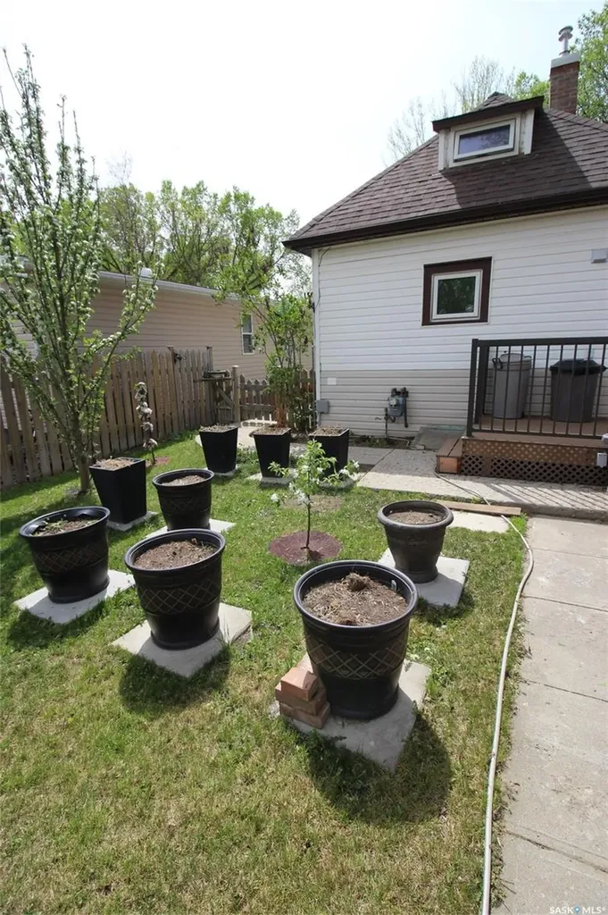 580 1st Street E Shaunavon SK S0N 2M0