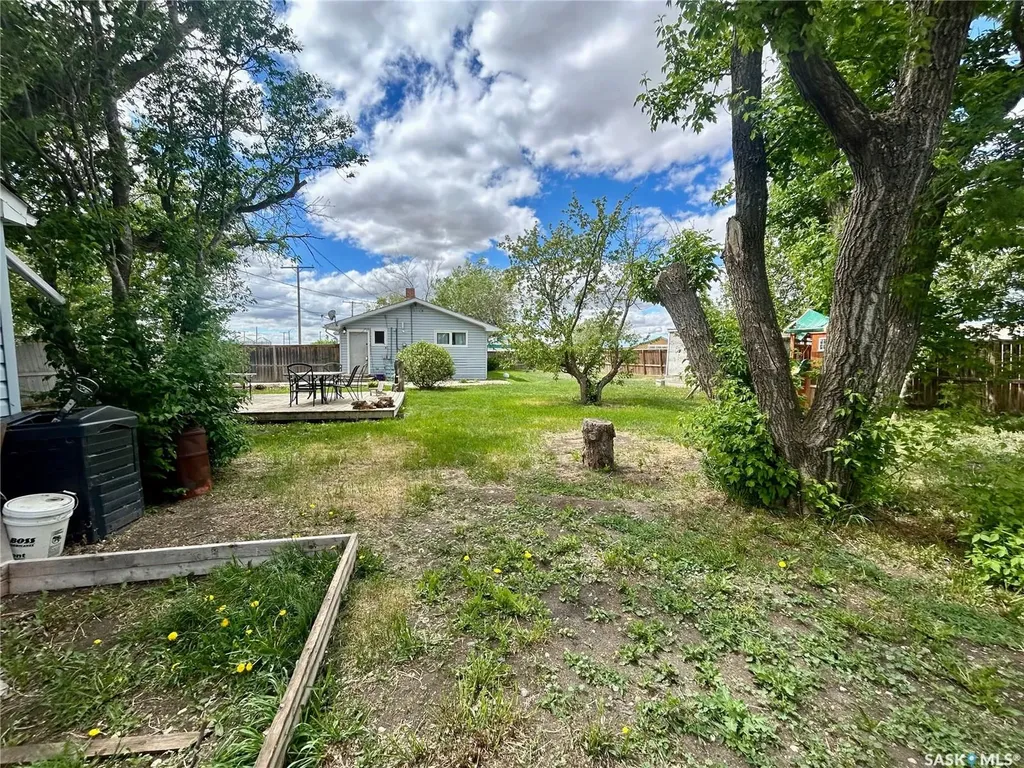300 Main Street Lang SK S0G 2W0