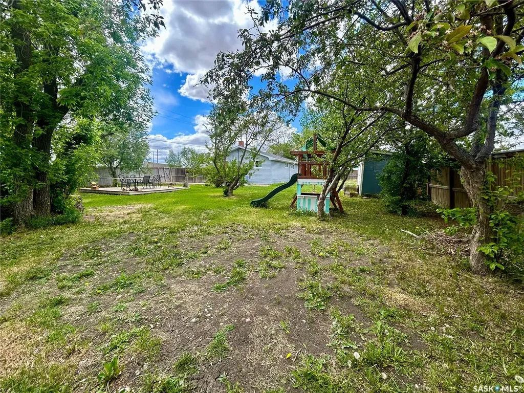 300 Main Street Lang SK S0G 2W0