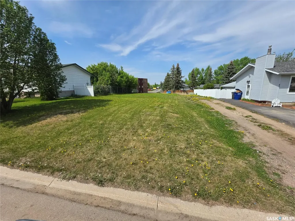 37 Dunfield Crescent Meadow Lake SK S9X 1E3