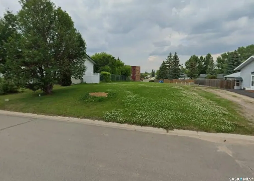 37 Dunfield Crescent Meadow Lake SK S9X 1E3