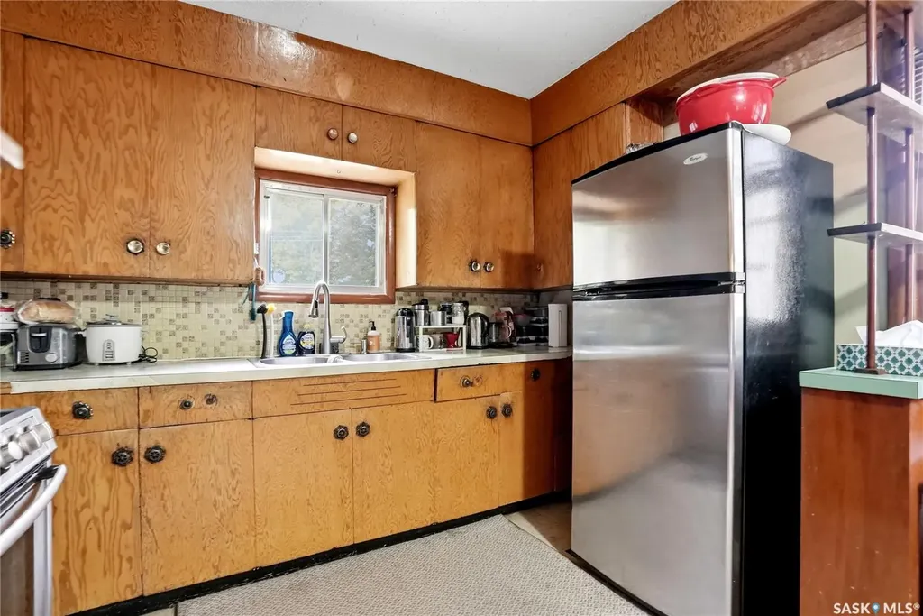 1148 K Avenue N Saskatoon SK S7N 2N8