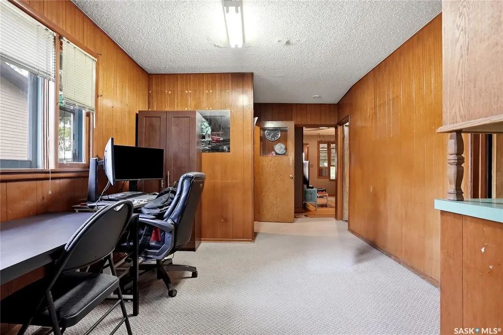 1148 K Avenue N Saskatoon SK S7N 2N8