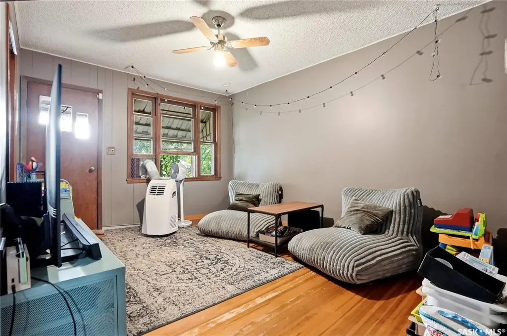 1148 K Avenue N Saskatoon SK S7N 2N8